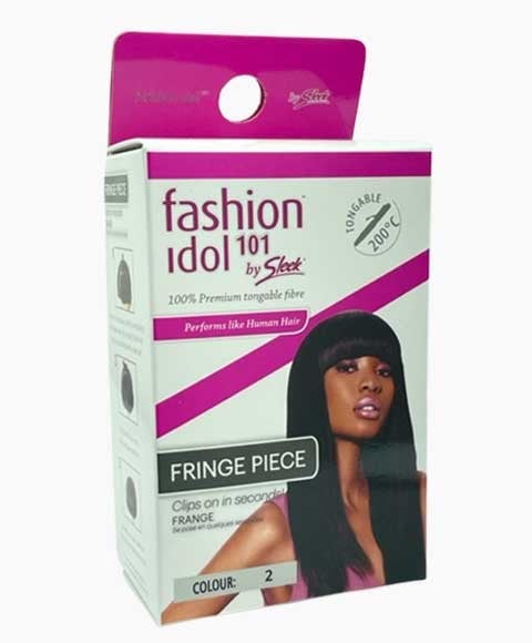 FASHION IDOL s'attache dans une deuxième pièce à franges 